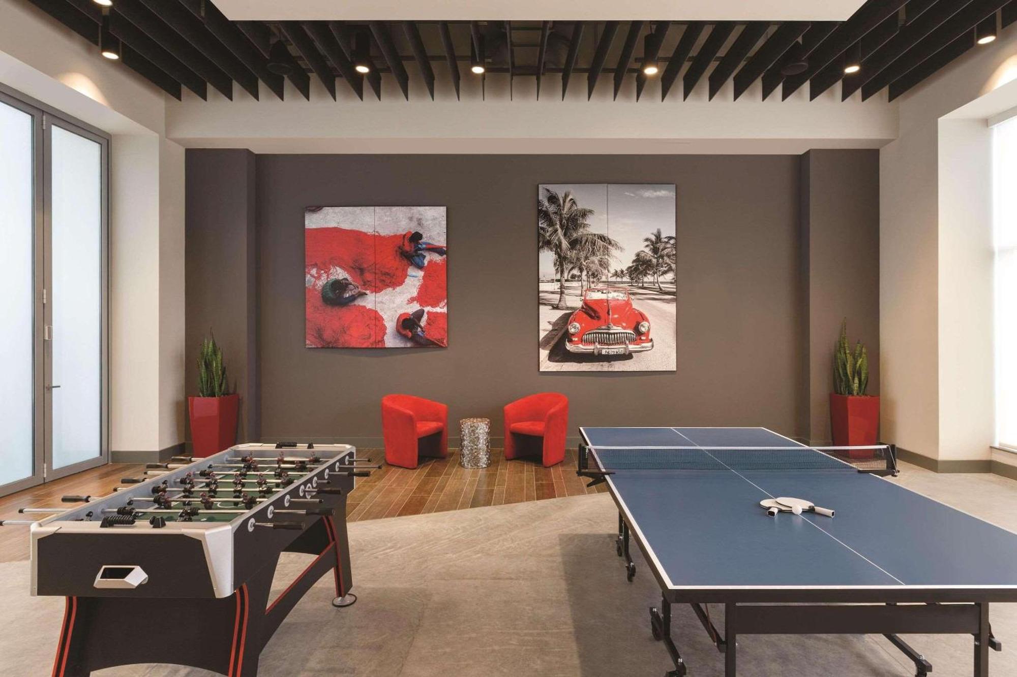 Radisson Red Miami Airport Hotel Miami Springs Екстериор снимка
