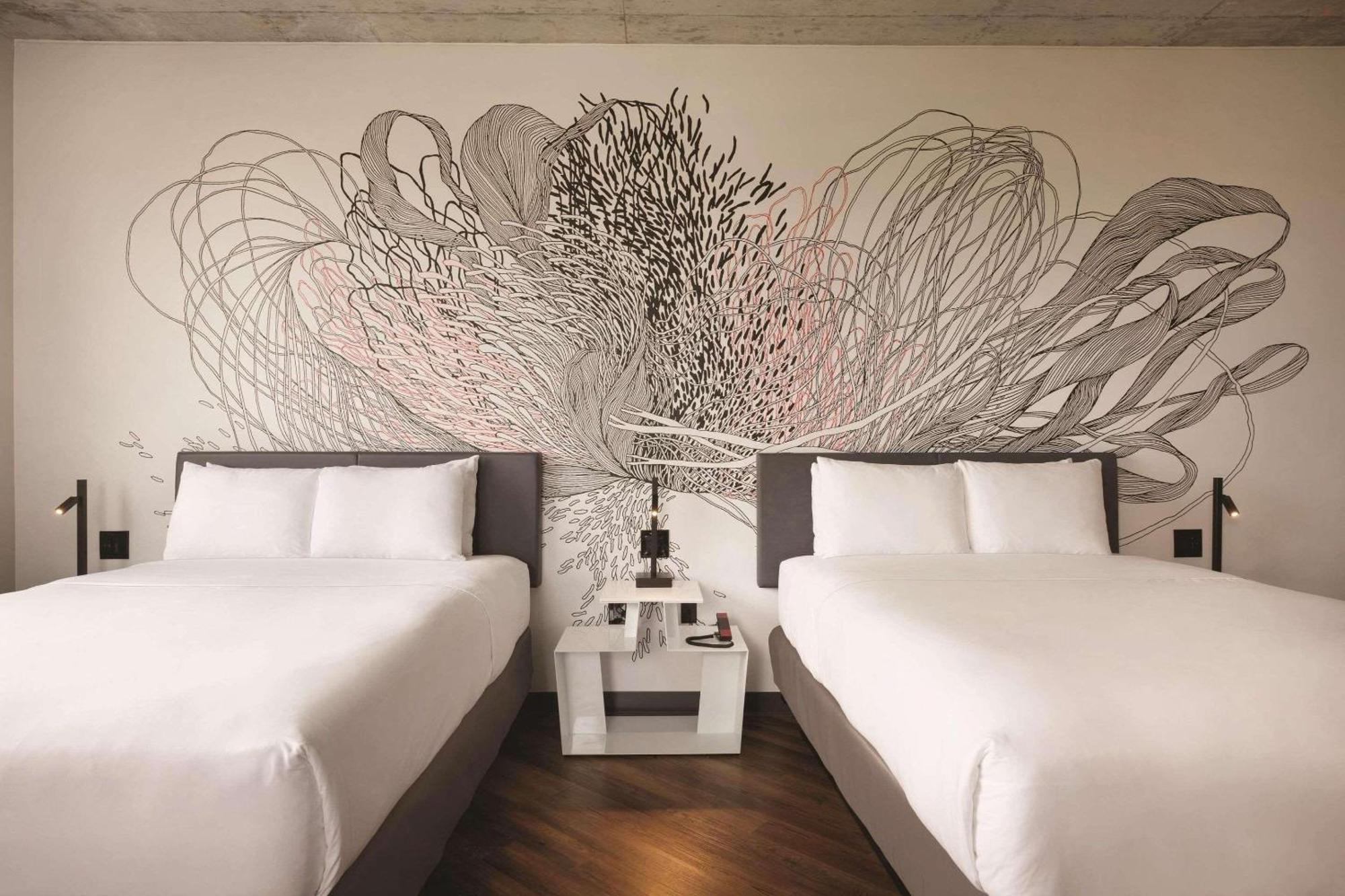 Radisson Red Miami Airport Hotel Miami Springs Екстериор снимка